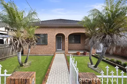 25 Cromwell Street, Croydon Leased by Rich & Oliva