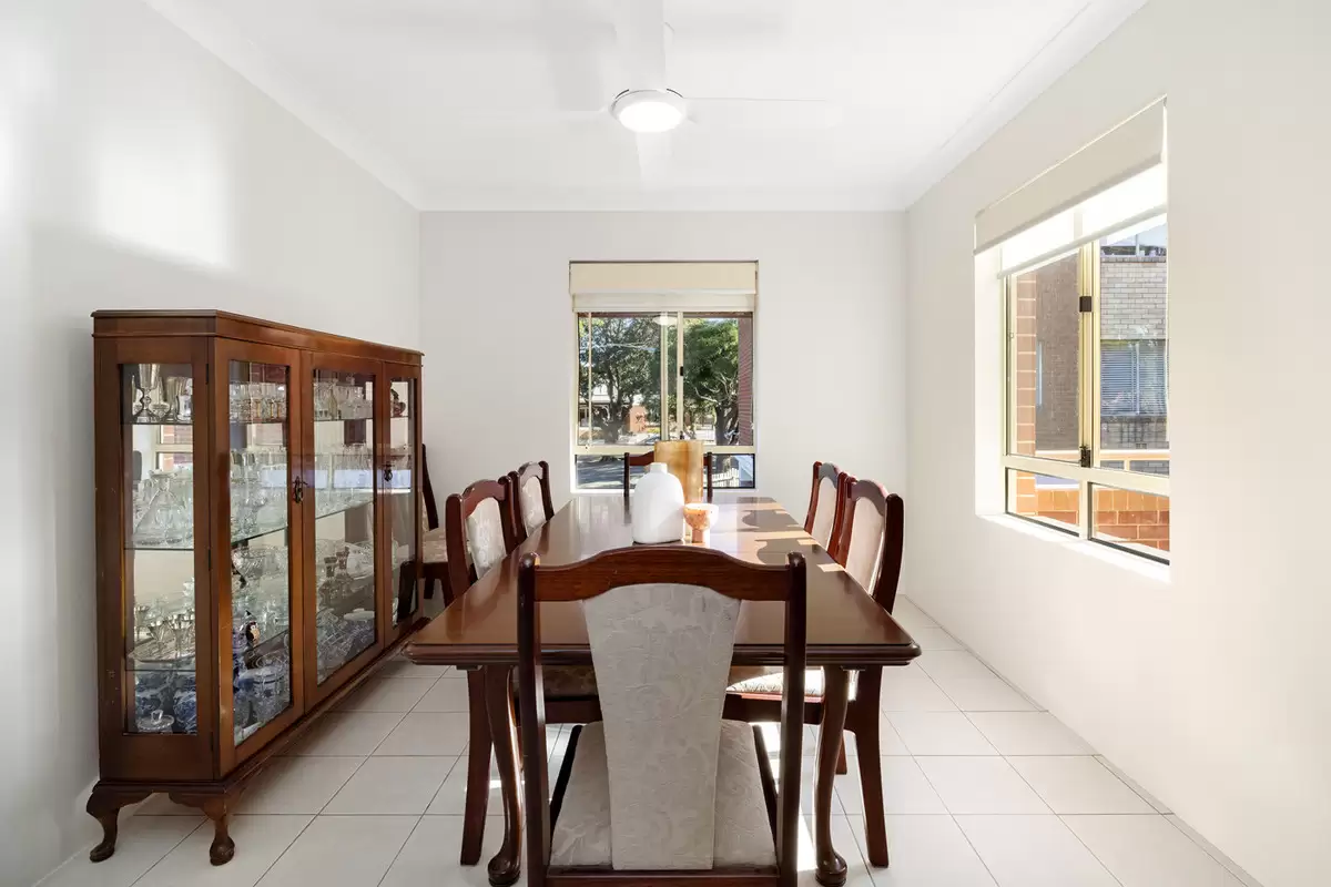 8/430-434 Liverpool Road, Croydon Sold by Rich & Oliva - image 4