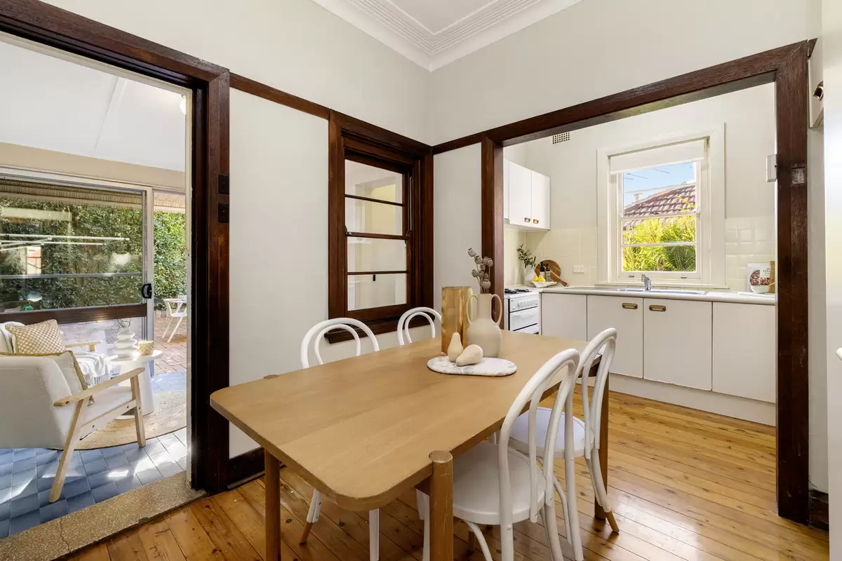 23 Orchard Street, Croydon Sold by Rich & Oliva - image 8