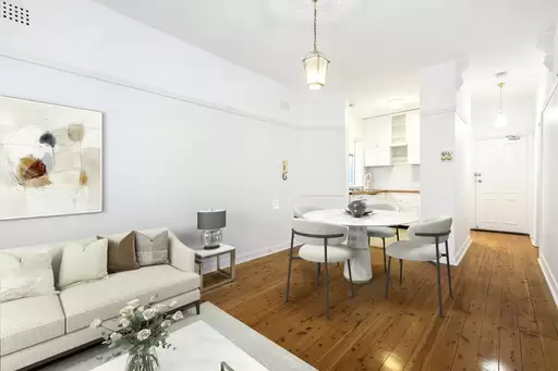 1/12 Denning Street, Petersham Sold by Rich & Oliva
