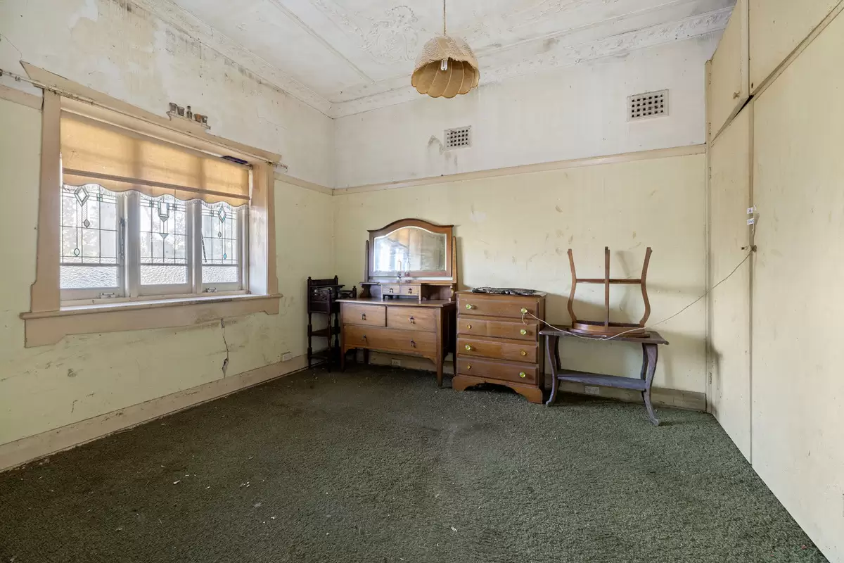 1 Kelvin Street, Ashbury Sold by Rich & Oliva - image 5