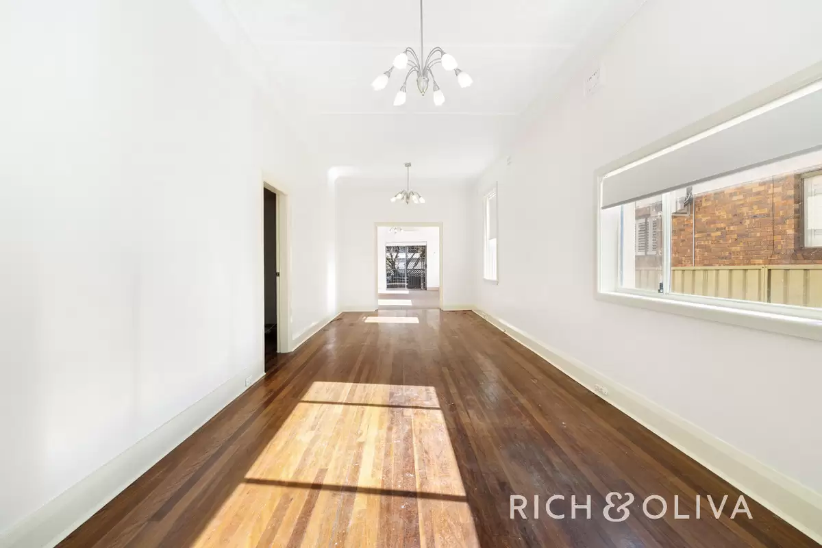 119 Burwood Road, Enfield Leased by Rich & Oliva - image 2
