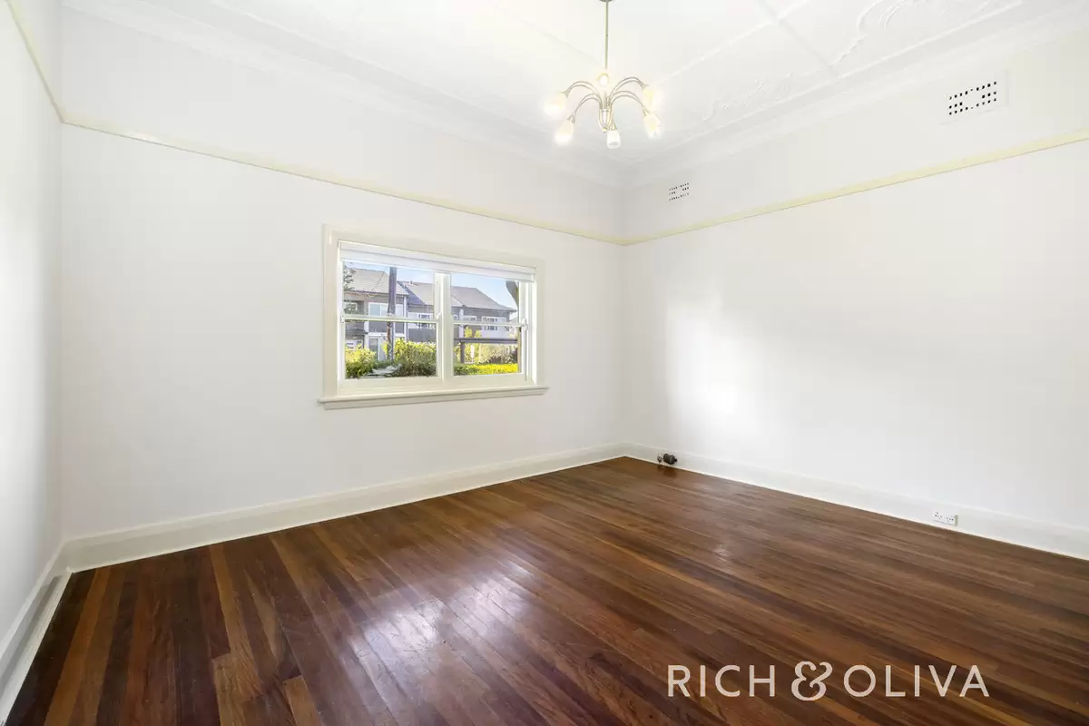 119 Burwood Road, Enfield Leased by Rich & Oliva - image 3