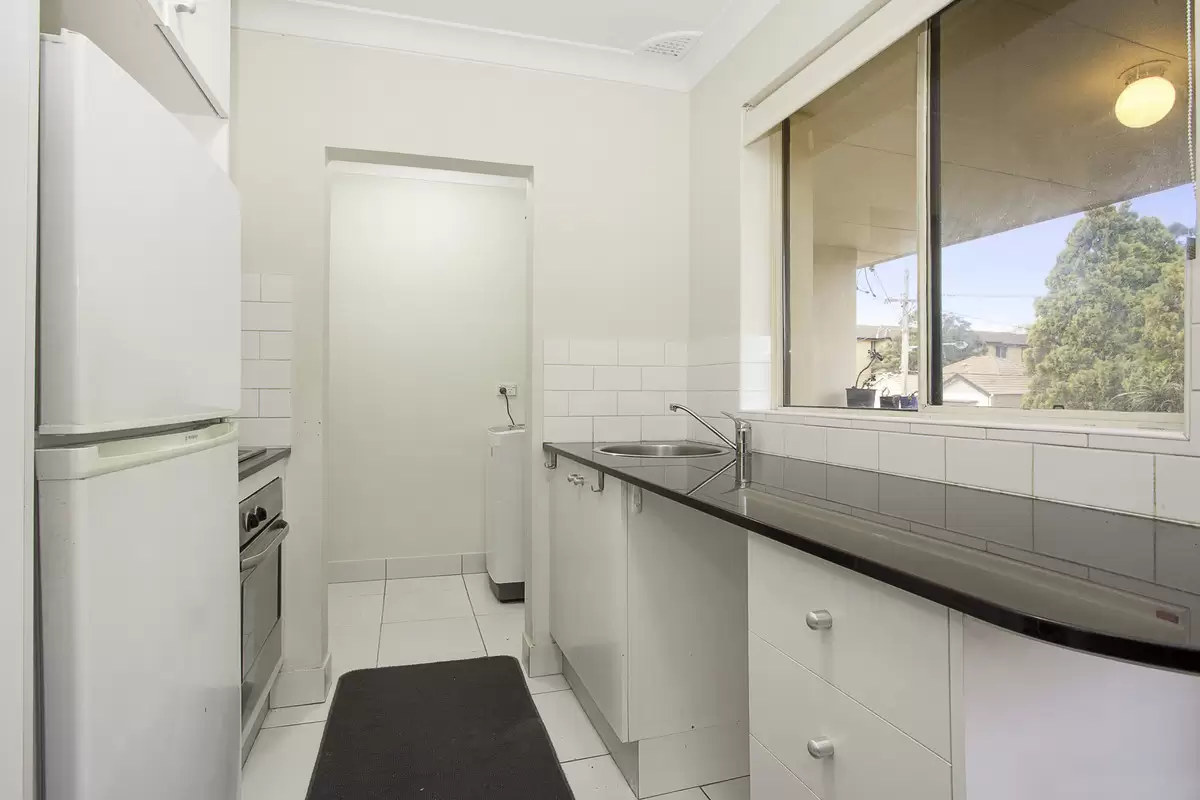 4/29 Dunmore Street.,, Croydon Park Leased by Rich & Oliva - image 3