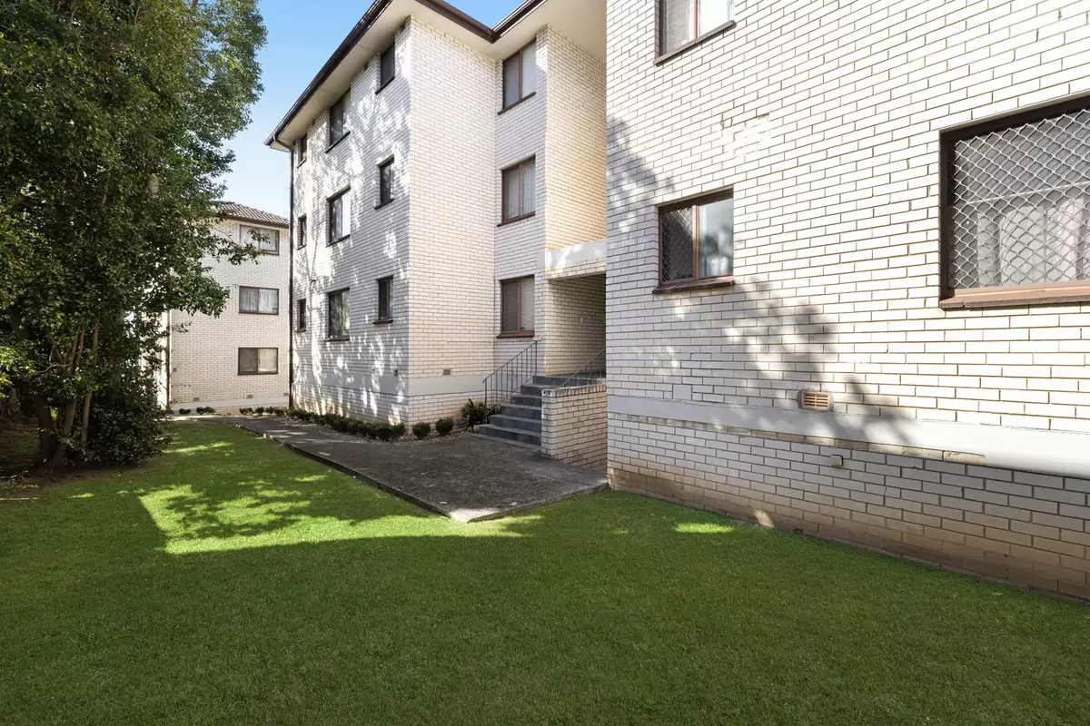 16/43-45 Chapel Street, Roselands Sold by Rich & Oliva - image 2