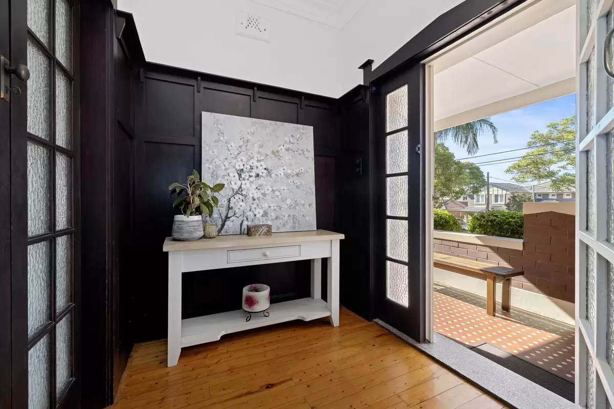 13 Acton Street, Croydon Sold by Rich & Oliva - image 4