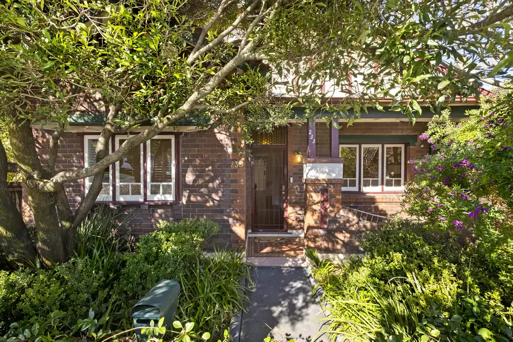 233 Croydon Road, Croydon Sold by Rich & Oliva
