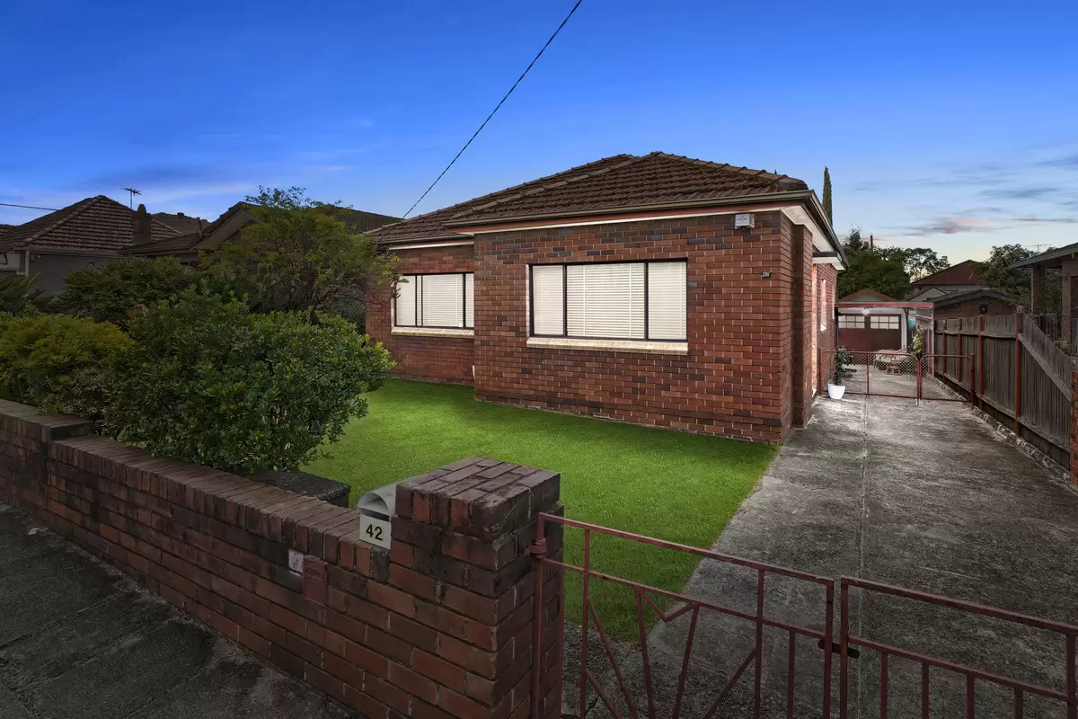42 Waratah Street, Croydon Park Leased by Rich & Oliva - image 1