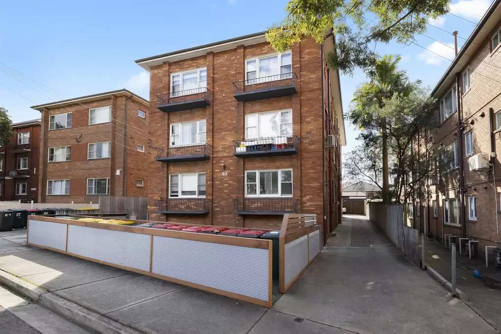 10/63 Albert Crescent, Burwood Sold by Rich & Oliva