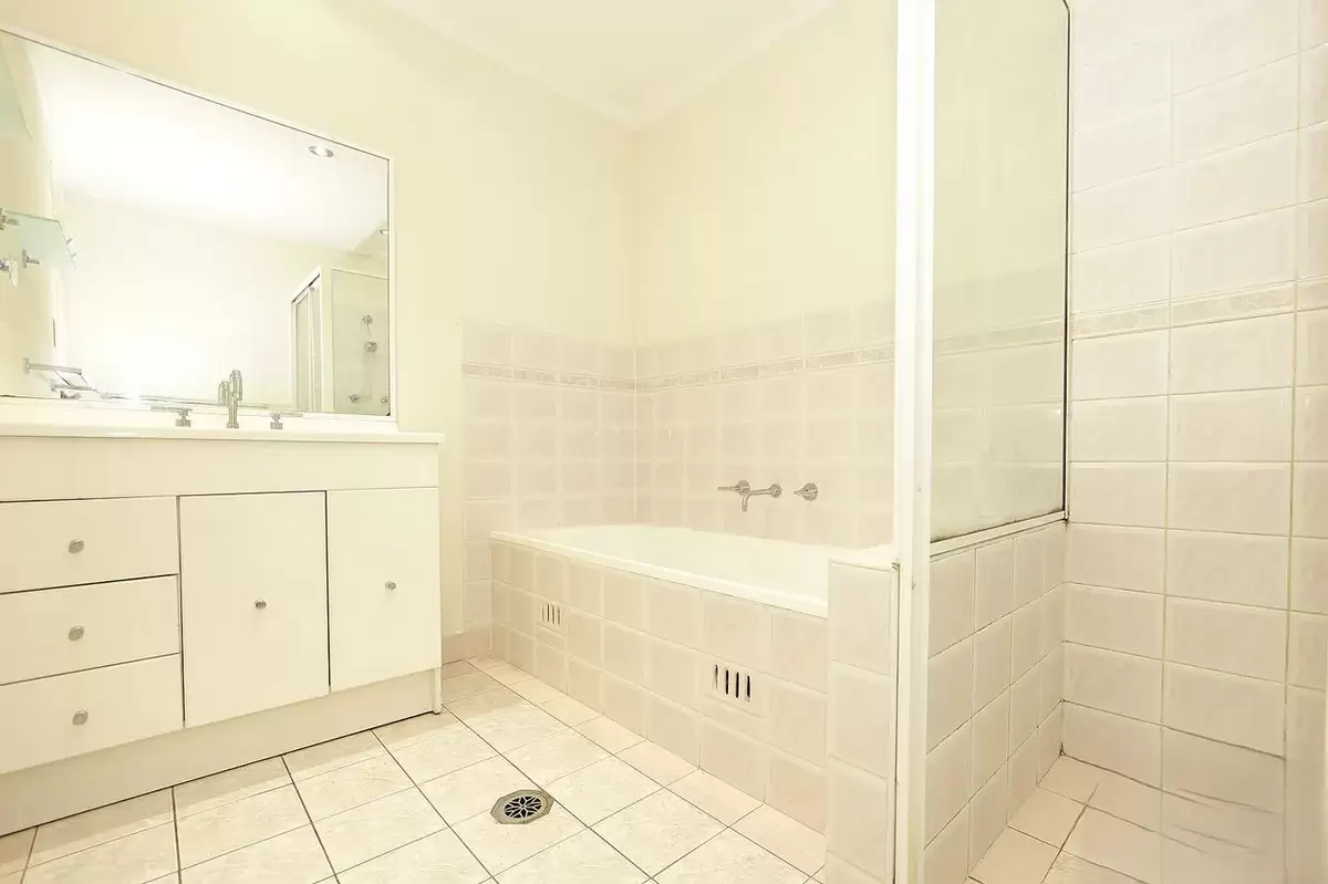 15/316 Pacific Highway, Lane Cove Leased by Rich & Oliva - image 5