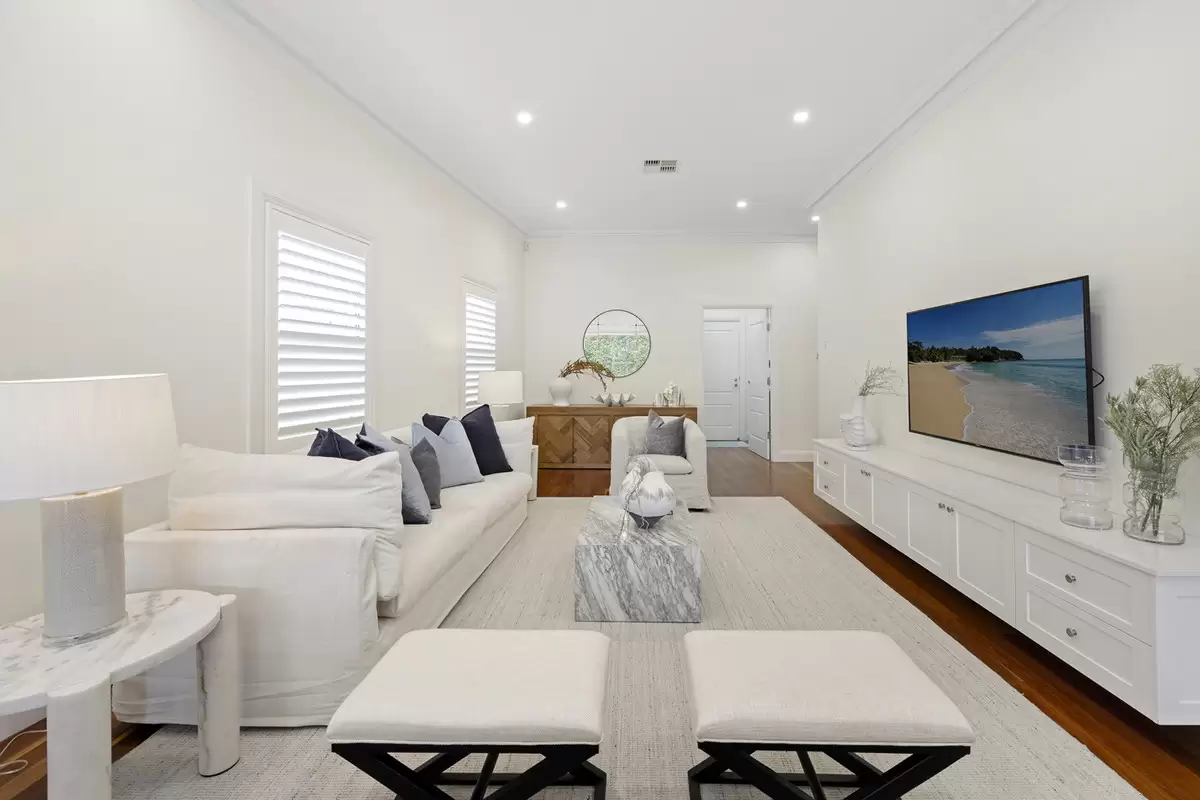 29 Howard Street, Canterbury Sold by Rich & Oliva - image 9