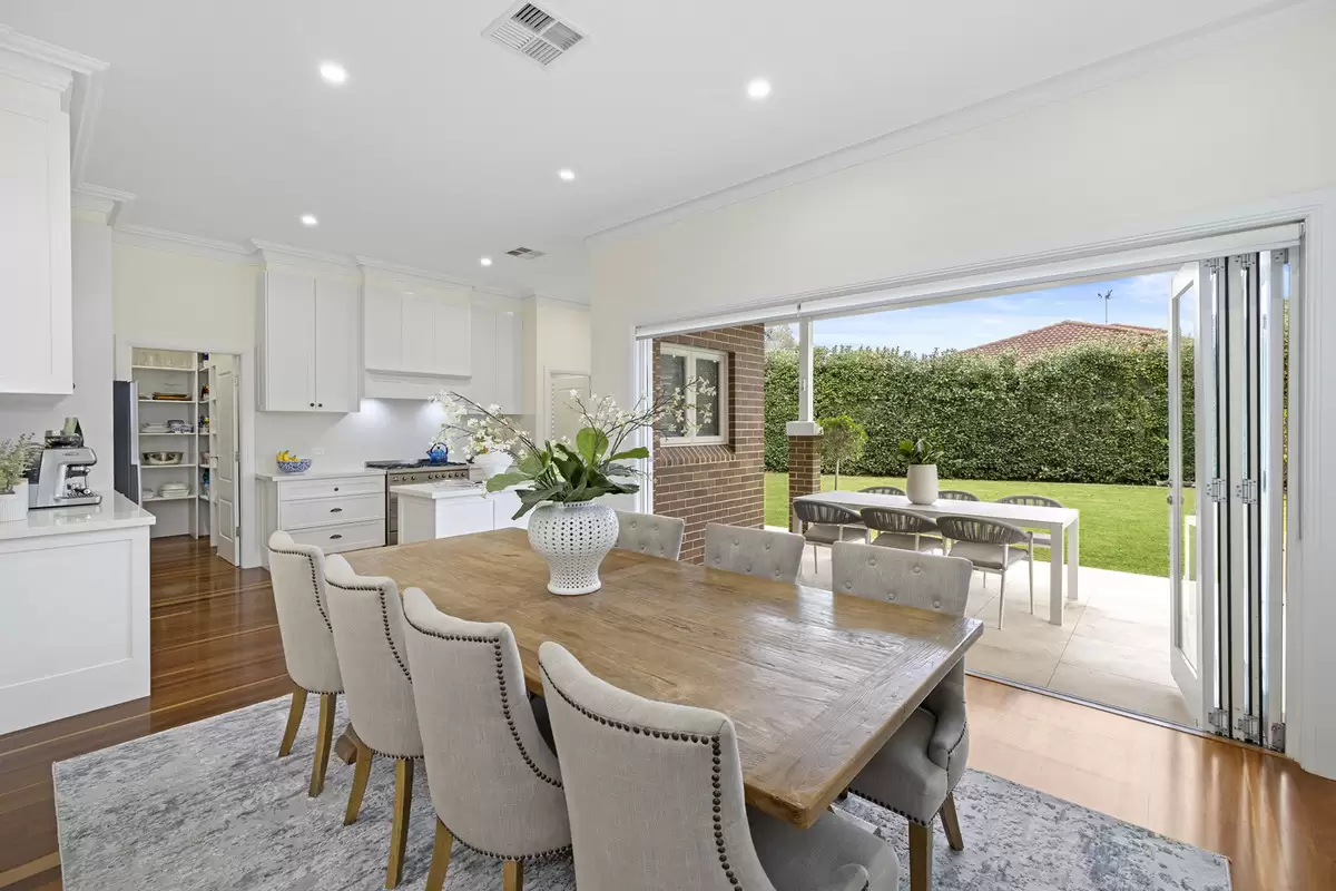 29 Howard Street, Canterbury Sold by Rich & Oliva - image 15