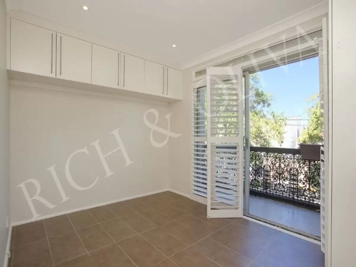 42 Leinster Street, Paddington Leased by Rich & Oliva - image 4