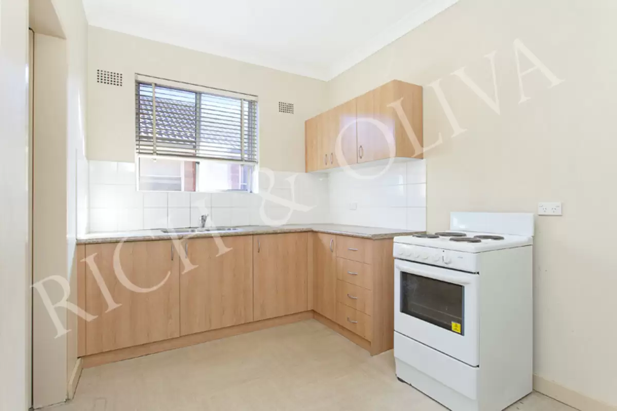 4/6 Queensborough Road, Croydon Park Leased by Rich & Oliva - image 5