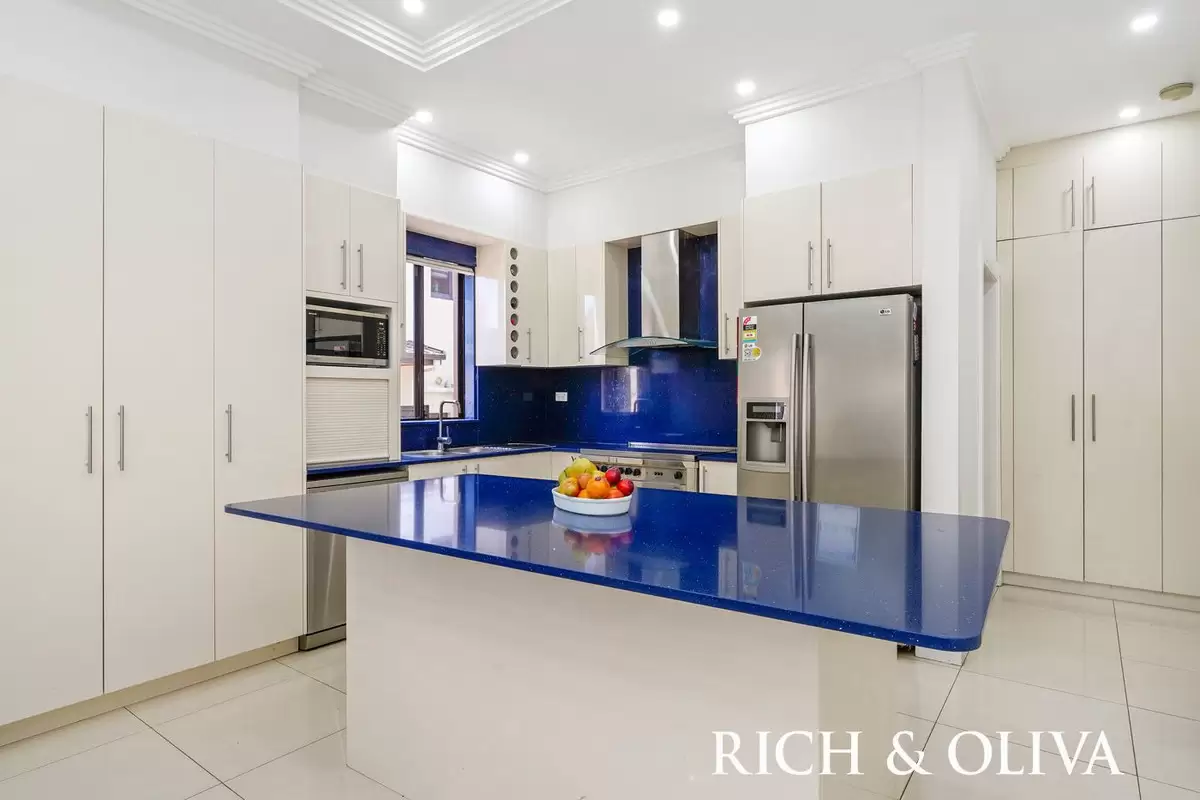 49 Greenhills Street, Croydon Leased by Rich & Oliva - image 3