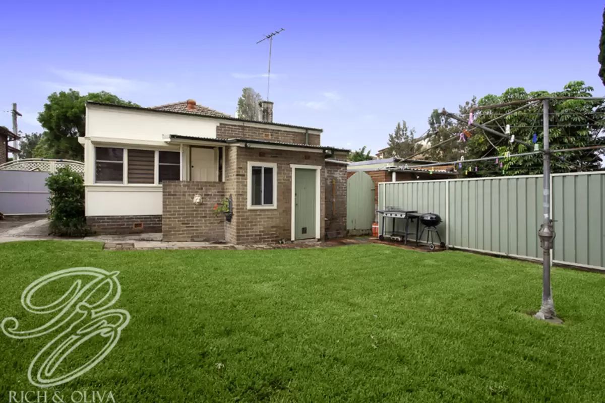 17 Sunbeam Avenue, Croydon Sold by Rich & Oliva - image 7