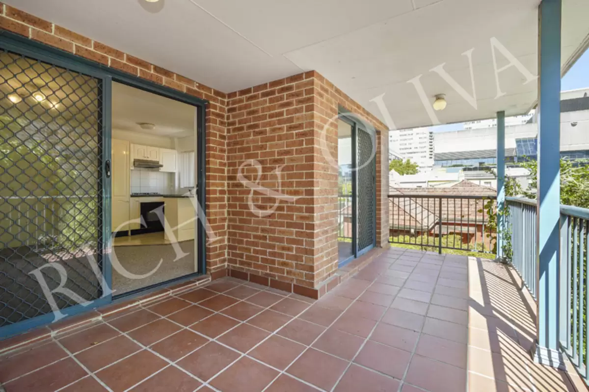 12/8-10 Gloucester Avenue, Burwood Leased by Rich & Oliva - image 6