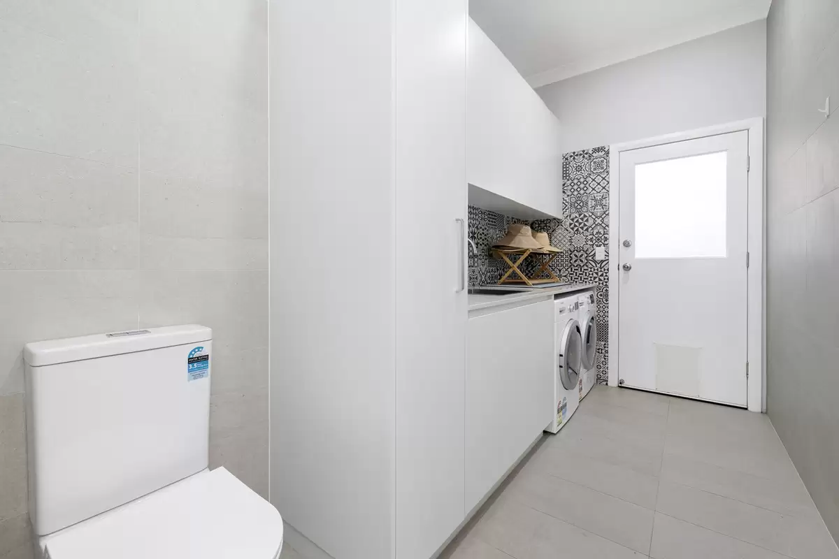 4 Alfred Street, Croydon Leased by Rich & Oliva - image 5