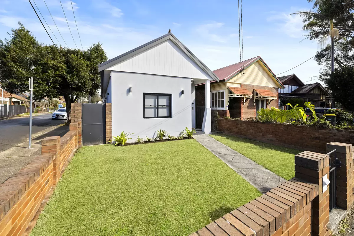 70 Thomas Street, Croydon Sold by Rich & Oliva - image 2