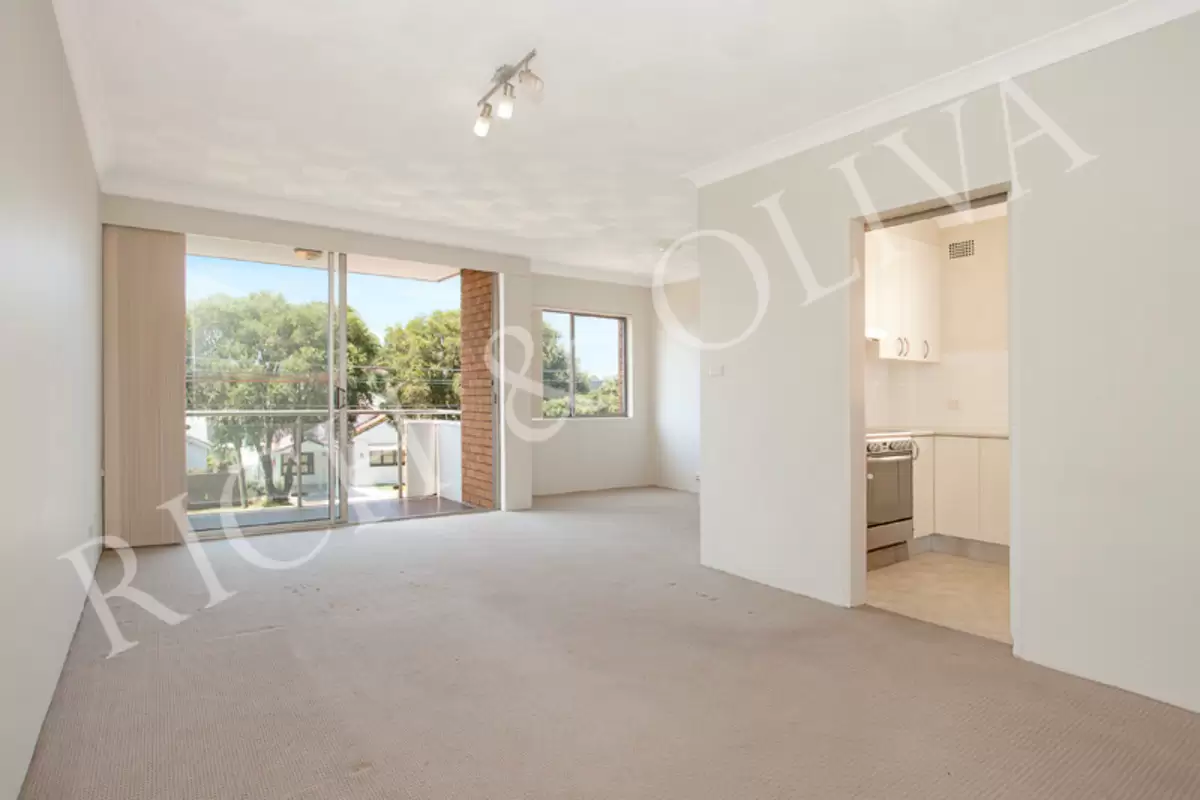 1/133 Regatta Road, Five Dock Leased by Rich & Oliva - image 2