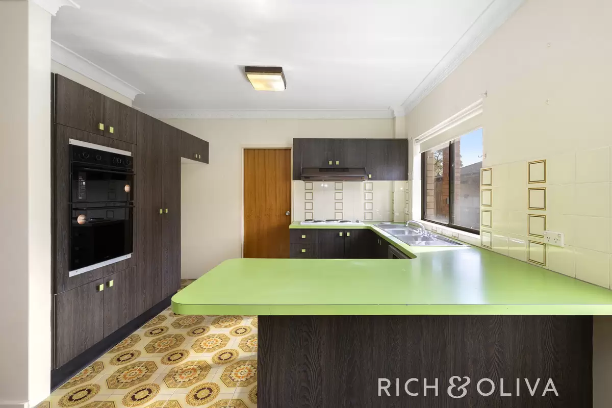 1/30 Sixth Avenue, Campsie Leased by Rich & Oliva - image 4