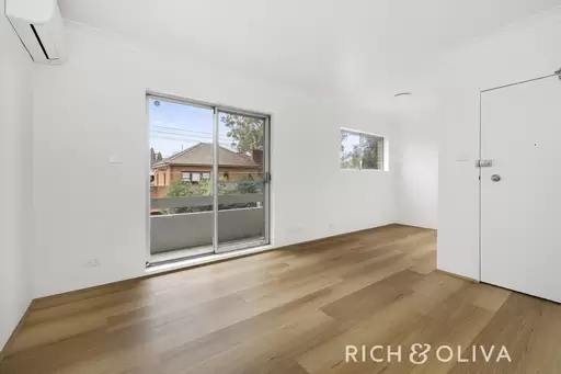 4/73 Liverpool Road, Ashfield Leased by Rich & Oliva