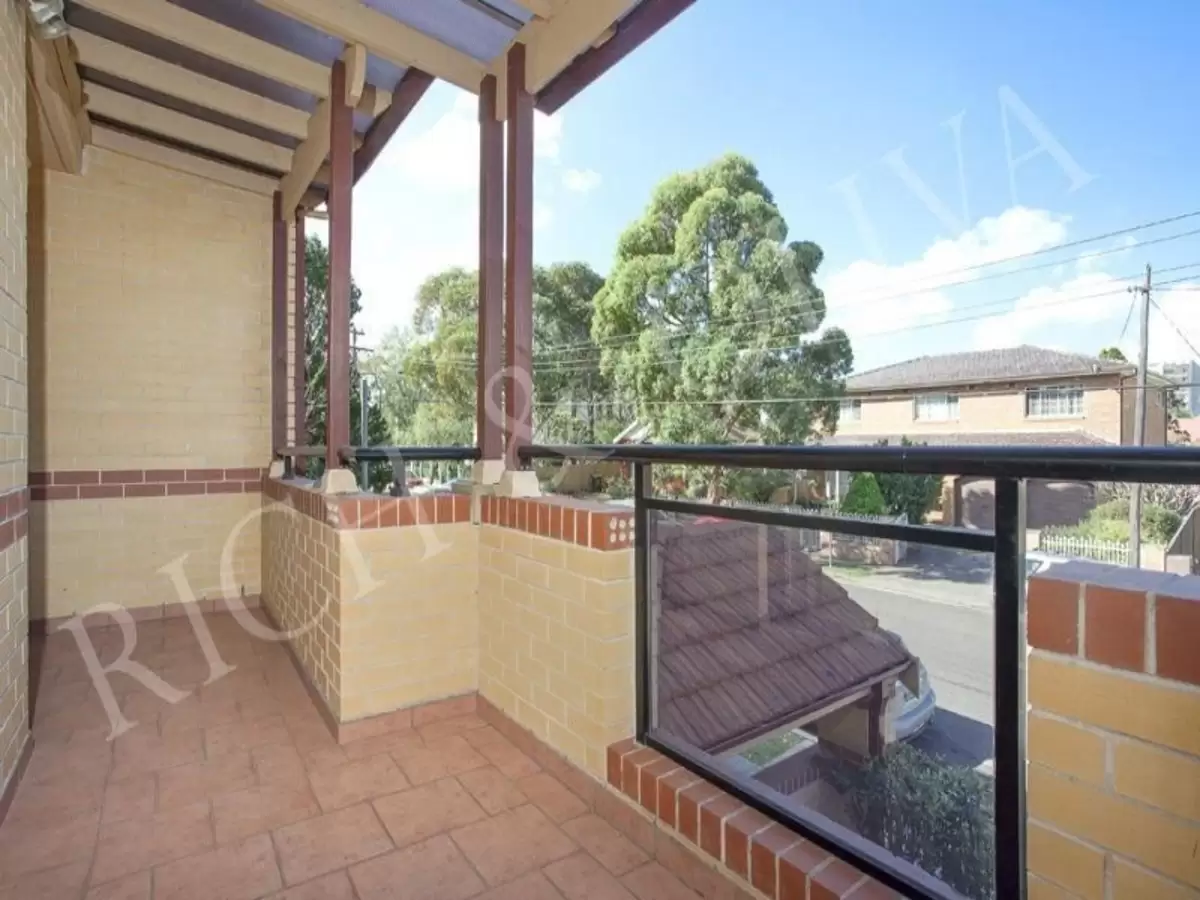 8/31 Gordon Street, Burwood Leased by Rich & Oliva - image 6