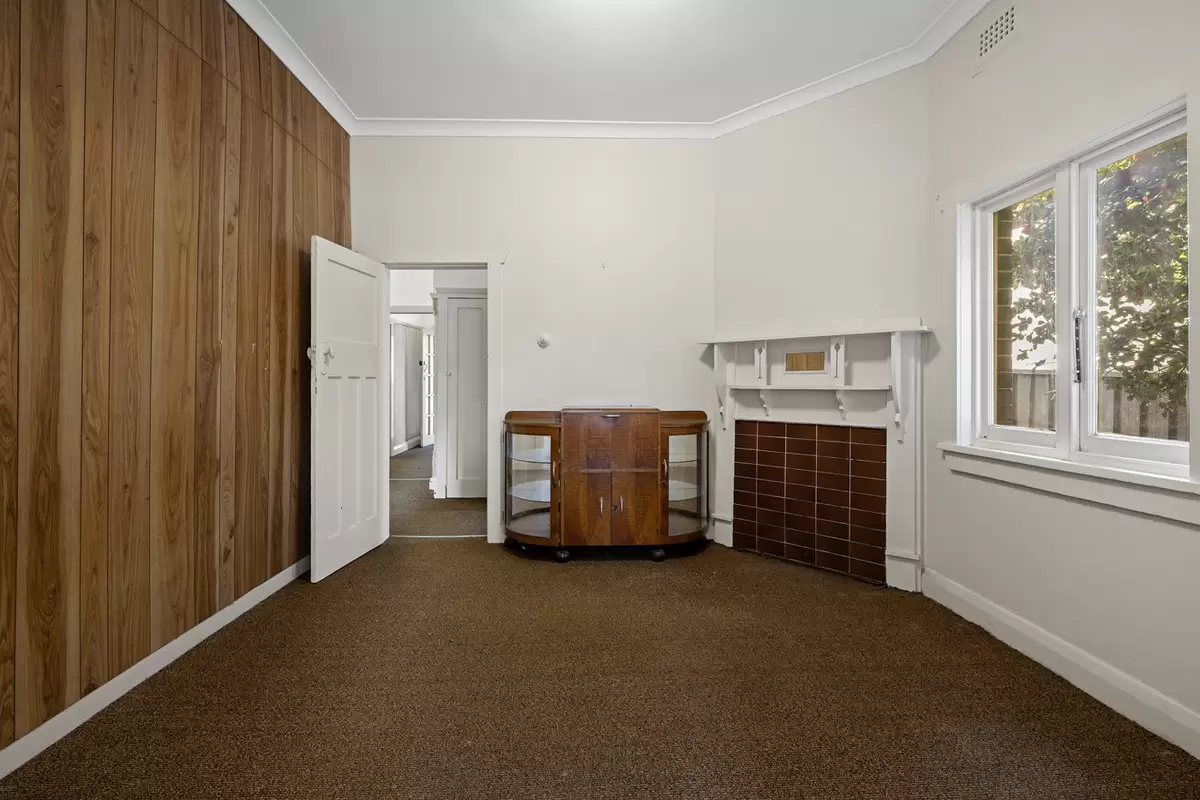 111 Holden Street, Ashfield Sold by Rich & Oliva - image 7