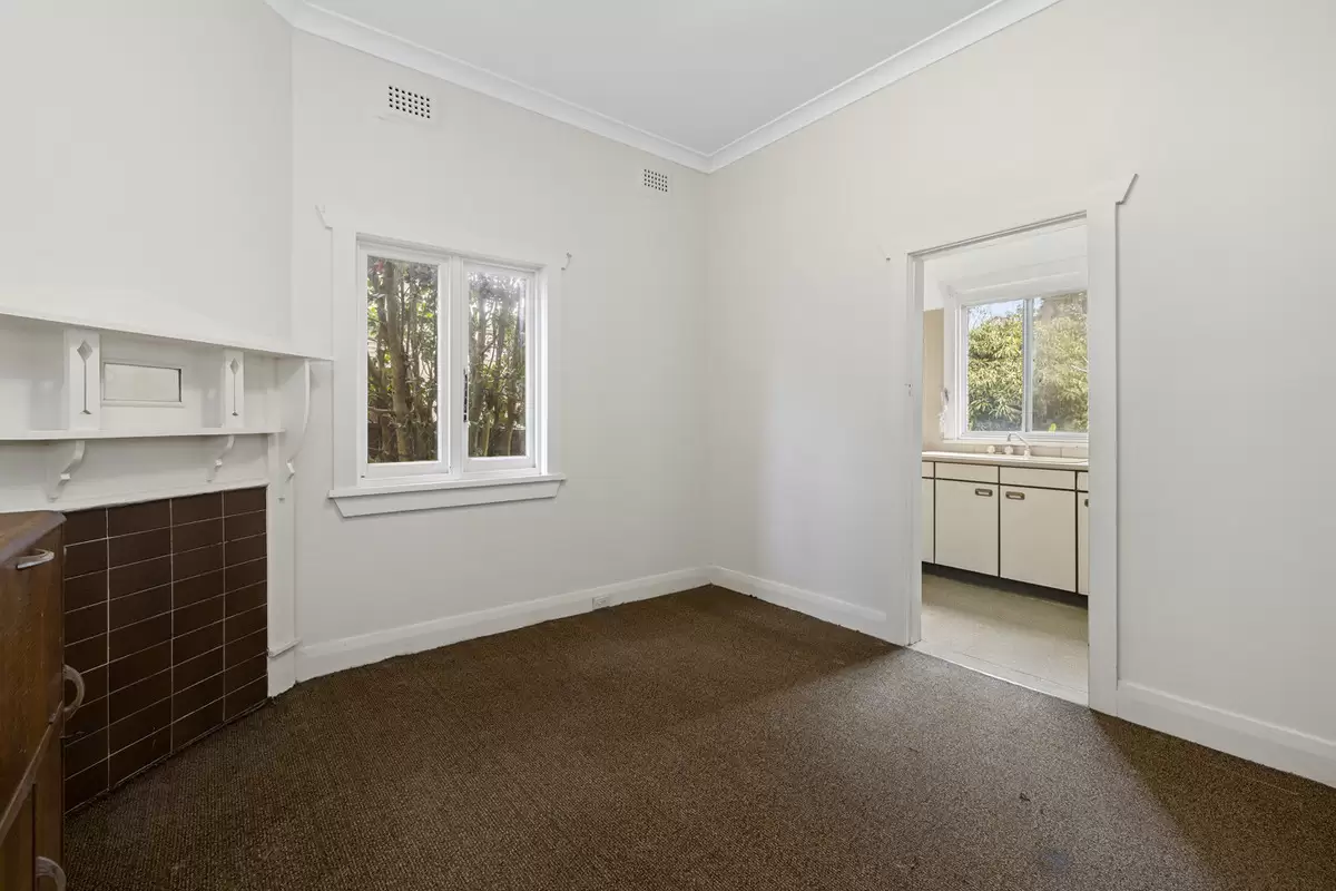 111 Holden Street, Ashfield Sold by Rich & Oliva - image 6