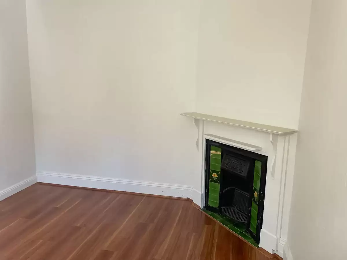 3/46 Bruce Street, Stanmore Leased by Rich & Oliva - image 1