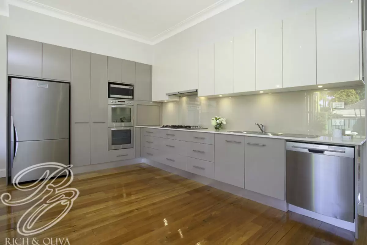 22 Greenhills Street, Croydon Sold by Rich & Oliva - image 3