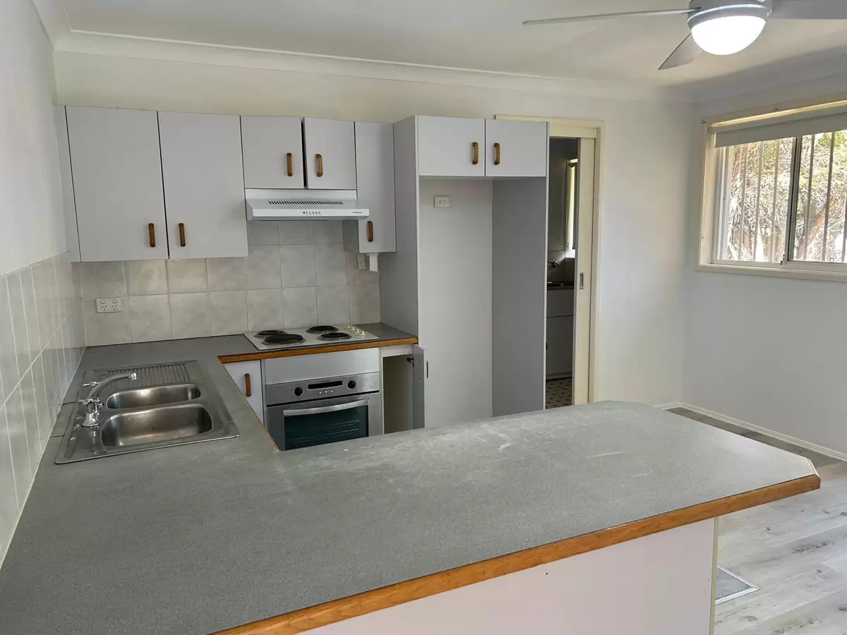 5/25 Gertrude Street, Ingleburn Leased by Rich & Oliva - image 4
