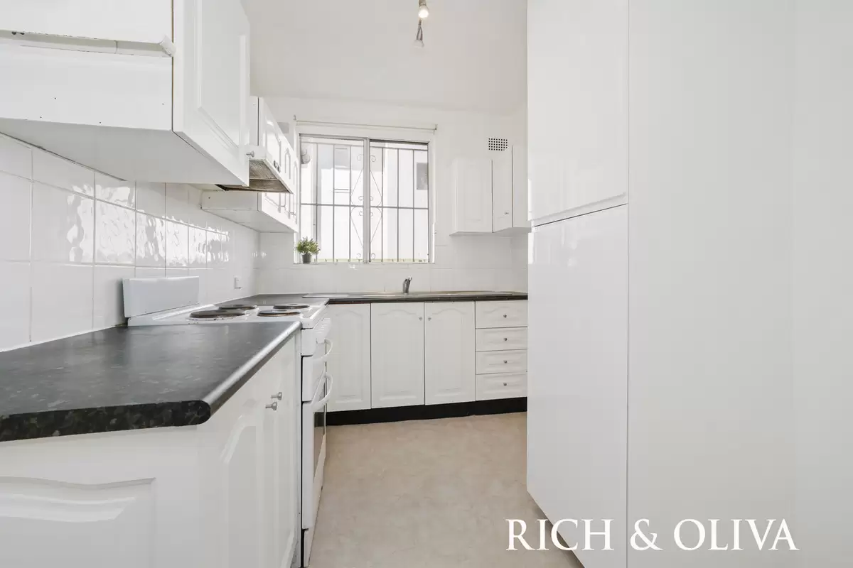 1/7 Fletcher Street.,, Campsie Leased by Rich & Oliva - image 3