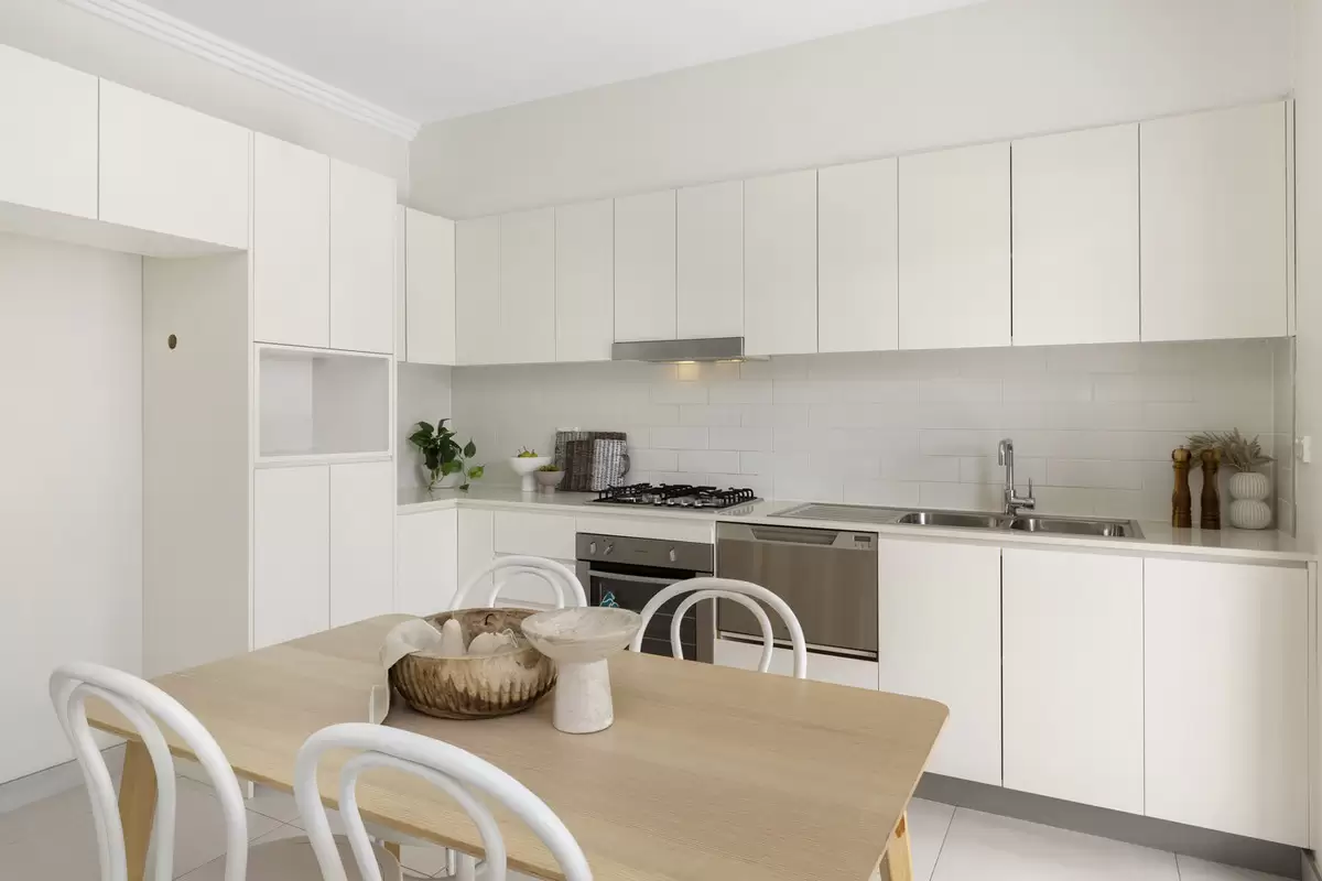 11/38-40 Clyde Street, Croydon Park Sold by Rich & Oliva - image 4