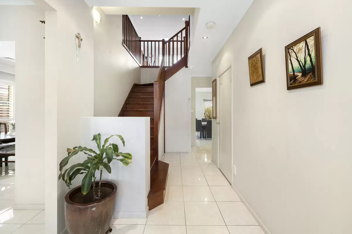 7 Fountain Avenue, Croydon Park Sold by Rich & Oliva - image 3