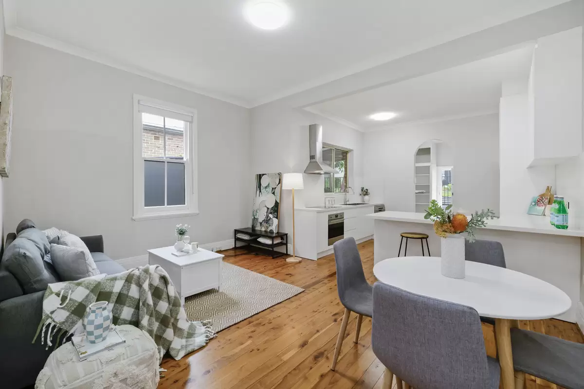 7 Queen VIctoria Street, Kogarah Leased by Rich & Oliva - image 3