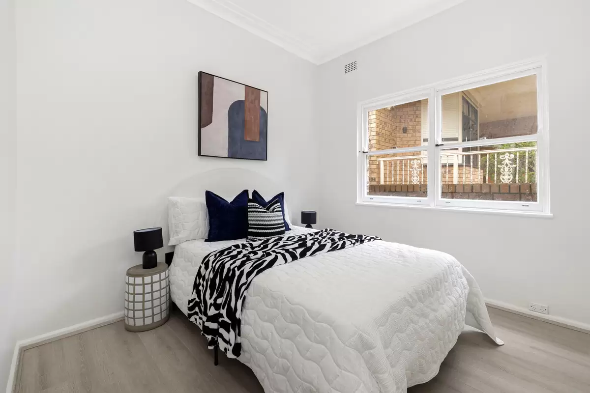 40 Boyle Street, Croydon Park Sold by Rich & Oliva - image 4