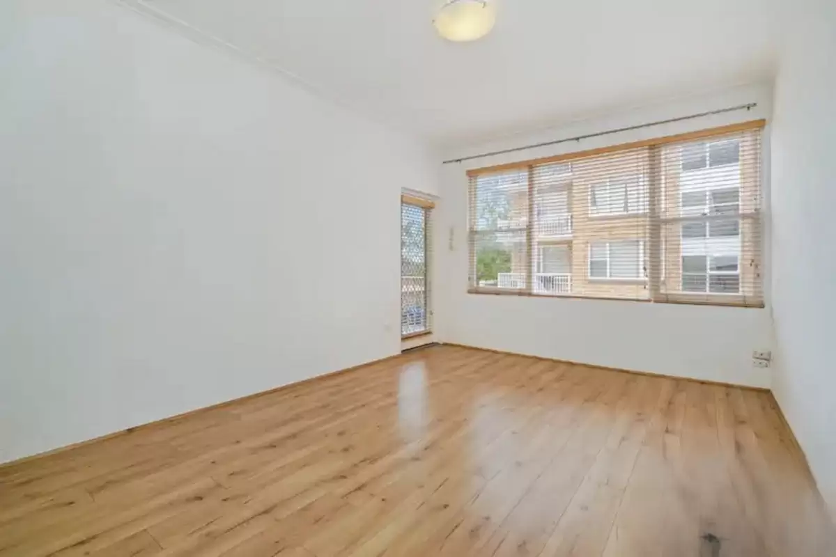 6/3A Gower Street, Summer Hill Leased by Rich & Oliva - image 2