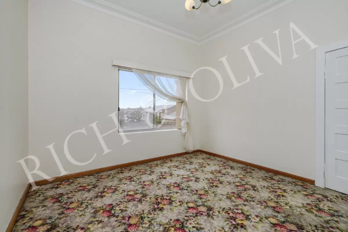 1 Checkley Street, Abbotsford Leased by Rich & Oliva - image 5