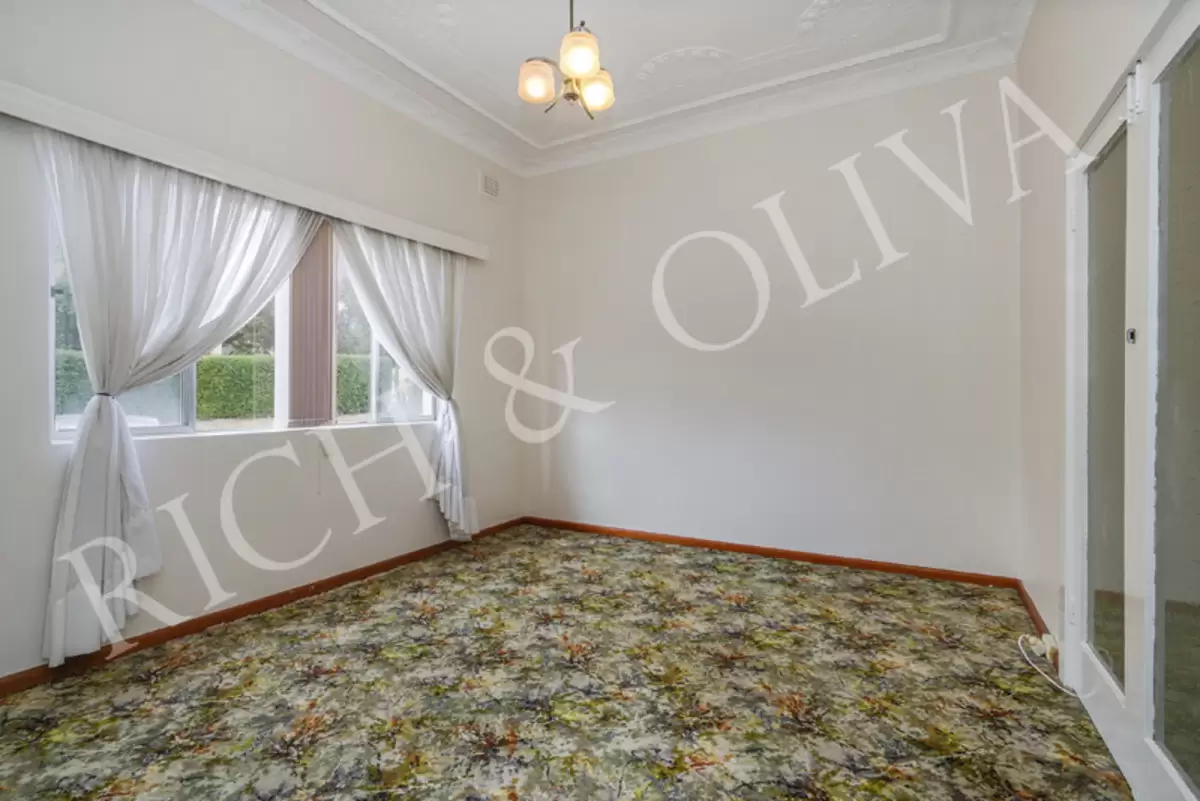 1 Checkley Street, Abbotsford Leased by Rich & Oliva - image 4