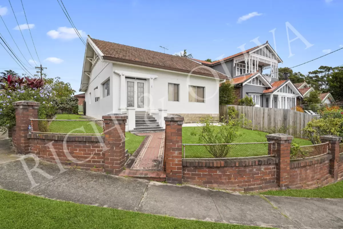 1 Checkley Street, Abbotsford Leased by Rich & Oliva - image 1