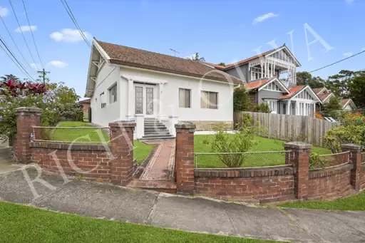 1 Checkley Street, Abbotsford Leased by Rich & Oliva