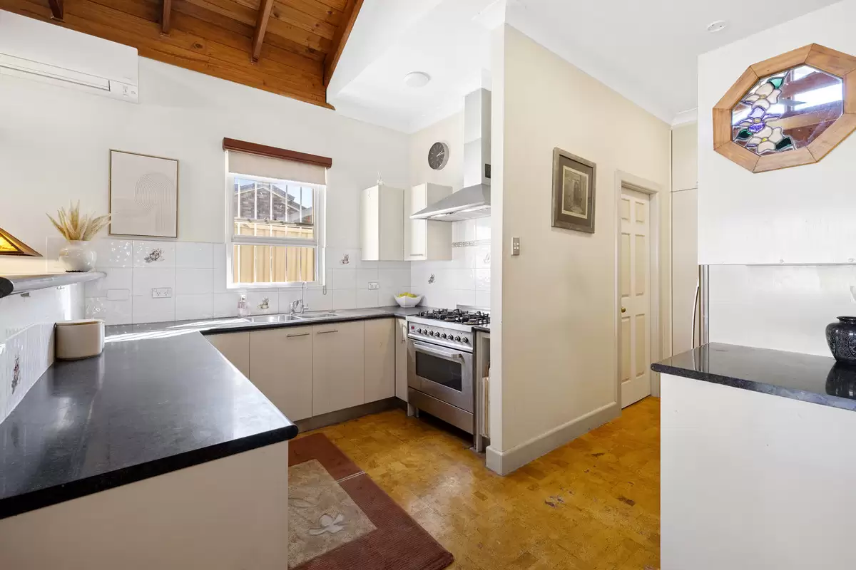 12 Gala Avenue, Croydon Sold by Rich & Oliva - image 8