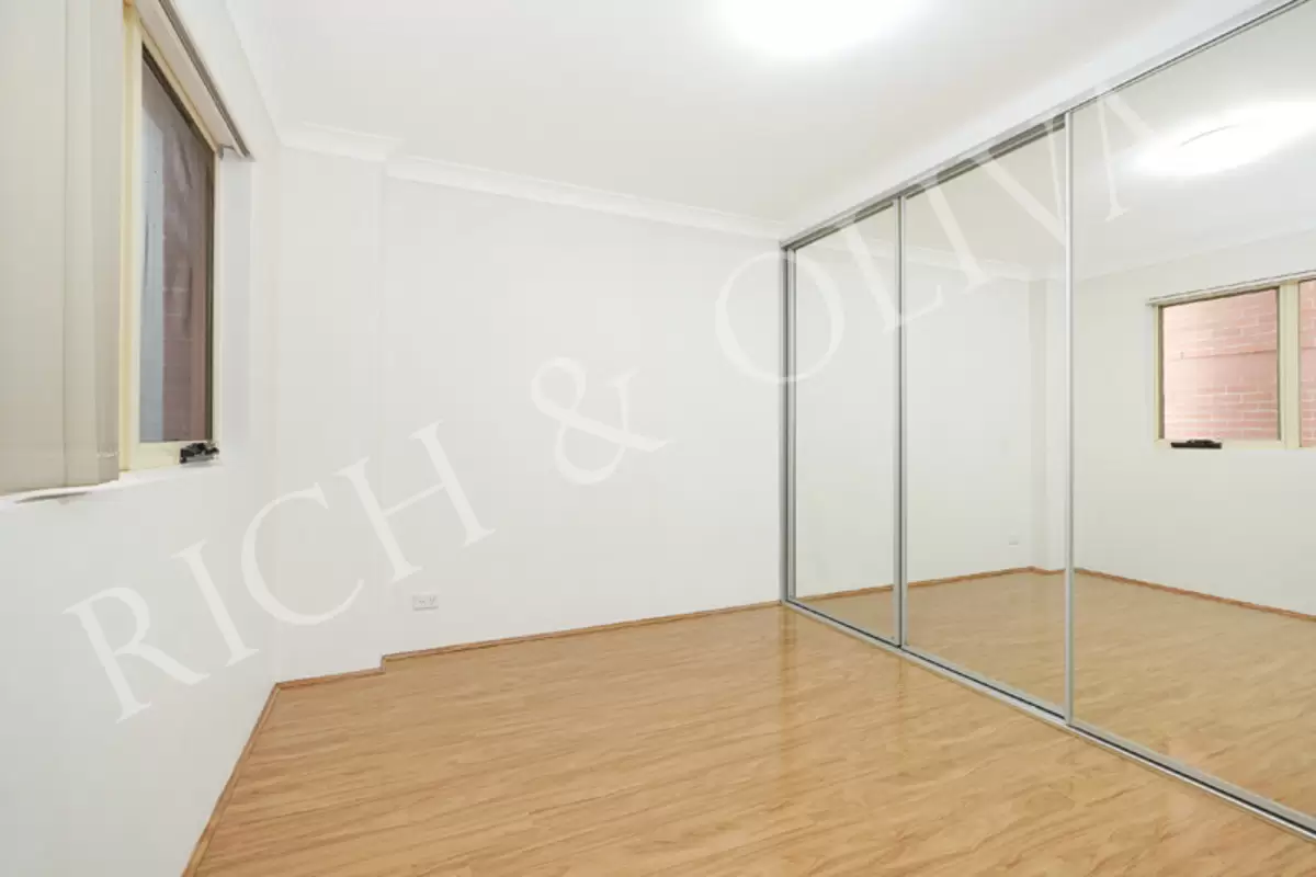 20/2-4 Station Street, Homebush Leased by Rich & Oliva - image 2