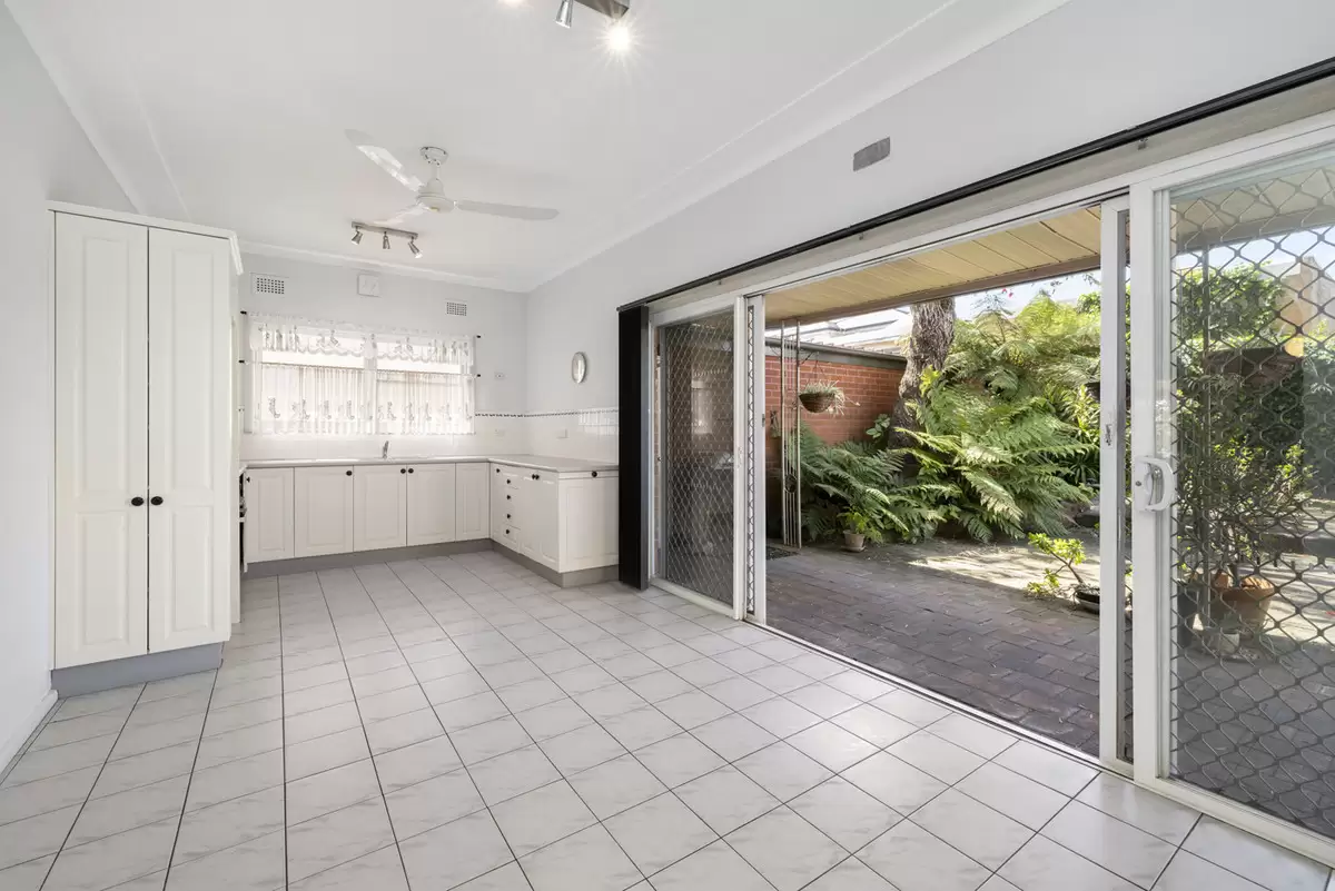 14 Rhonda Place, Concord Sold by Rich & Oliva - image 6
