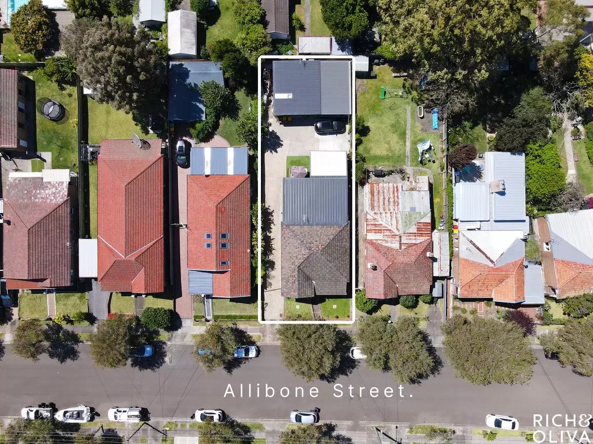 9 Allibone Street, Ashbury Sold by Rich & Oliva - image 12