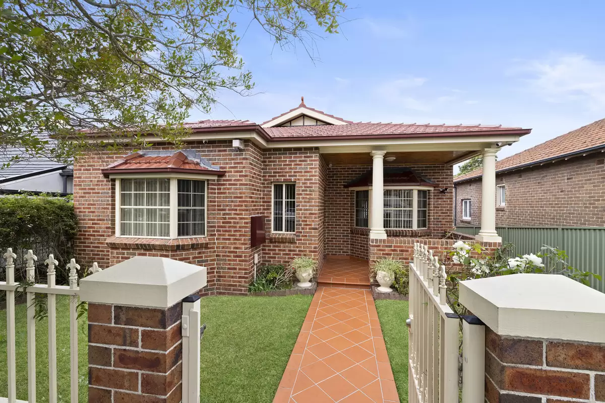 7 Burns Street, Croydon Sold by Rich & Oliva - image 14