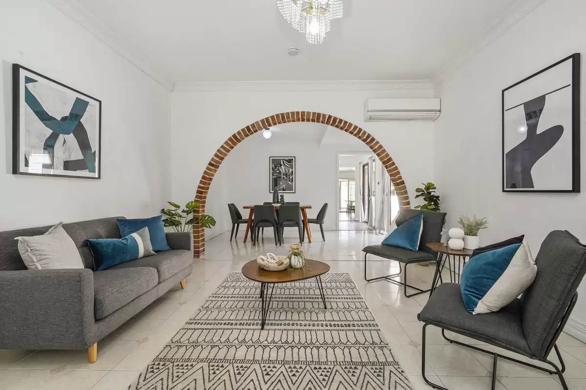 66 Windsor Avenue, Croydon Park Sold by Rich & Oliva - image 3