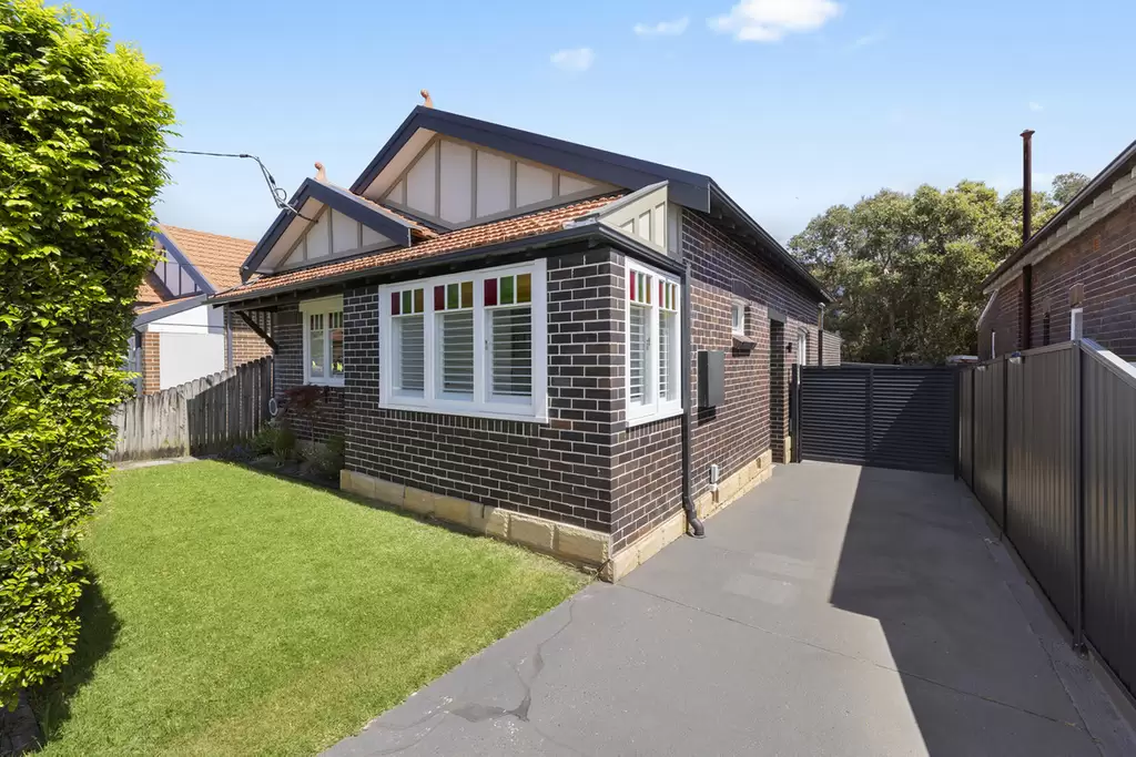 183 Milton Street, Ashbury Sold by Rich & Oliva