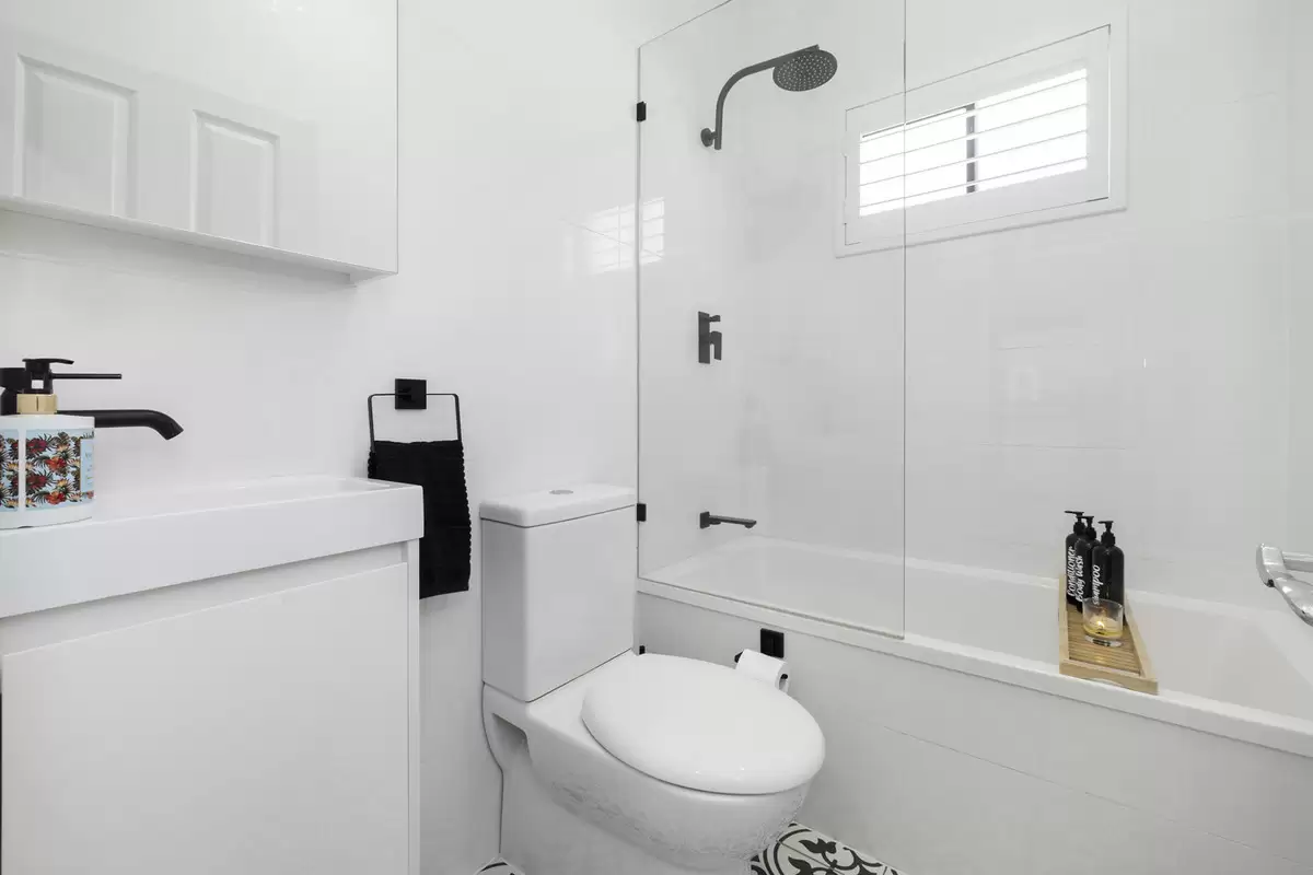 183 Milton Street, Ashbury Sold by Rich & Oliva - image 5